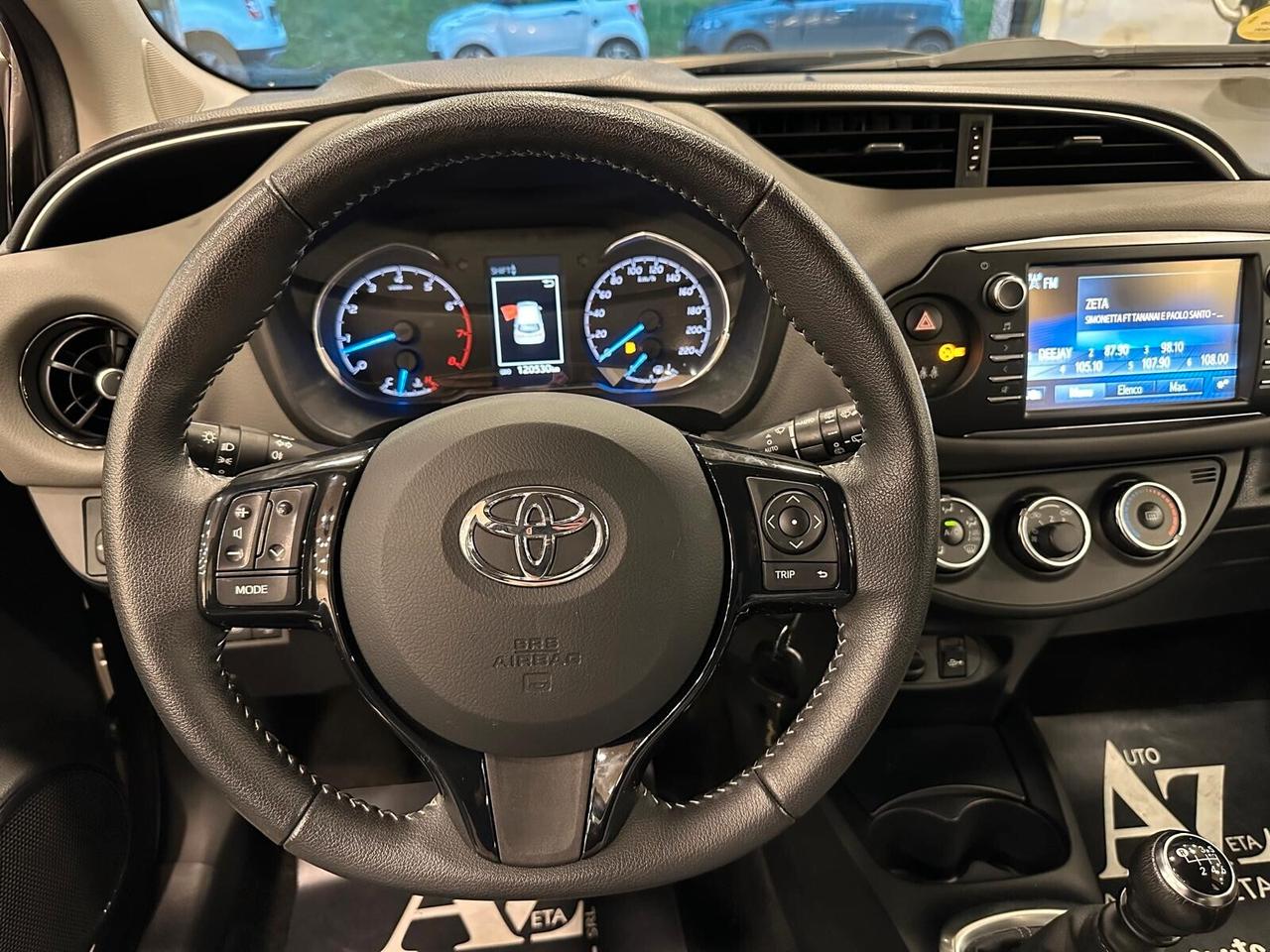 Toyota Yaris 1.5 5 porte Lounge