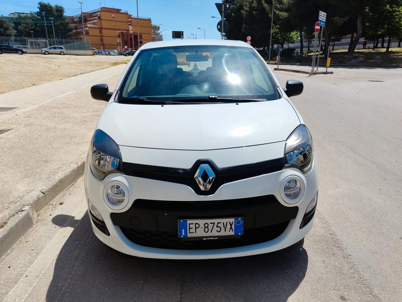 Renault Twingo 1.2 BENZINA 2013!!!