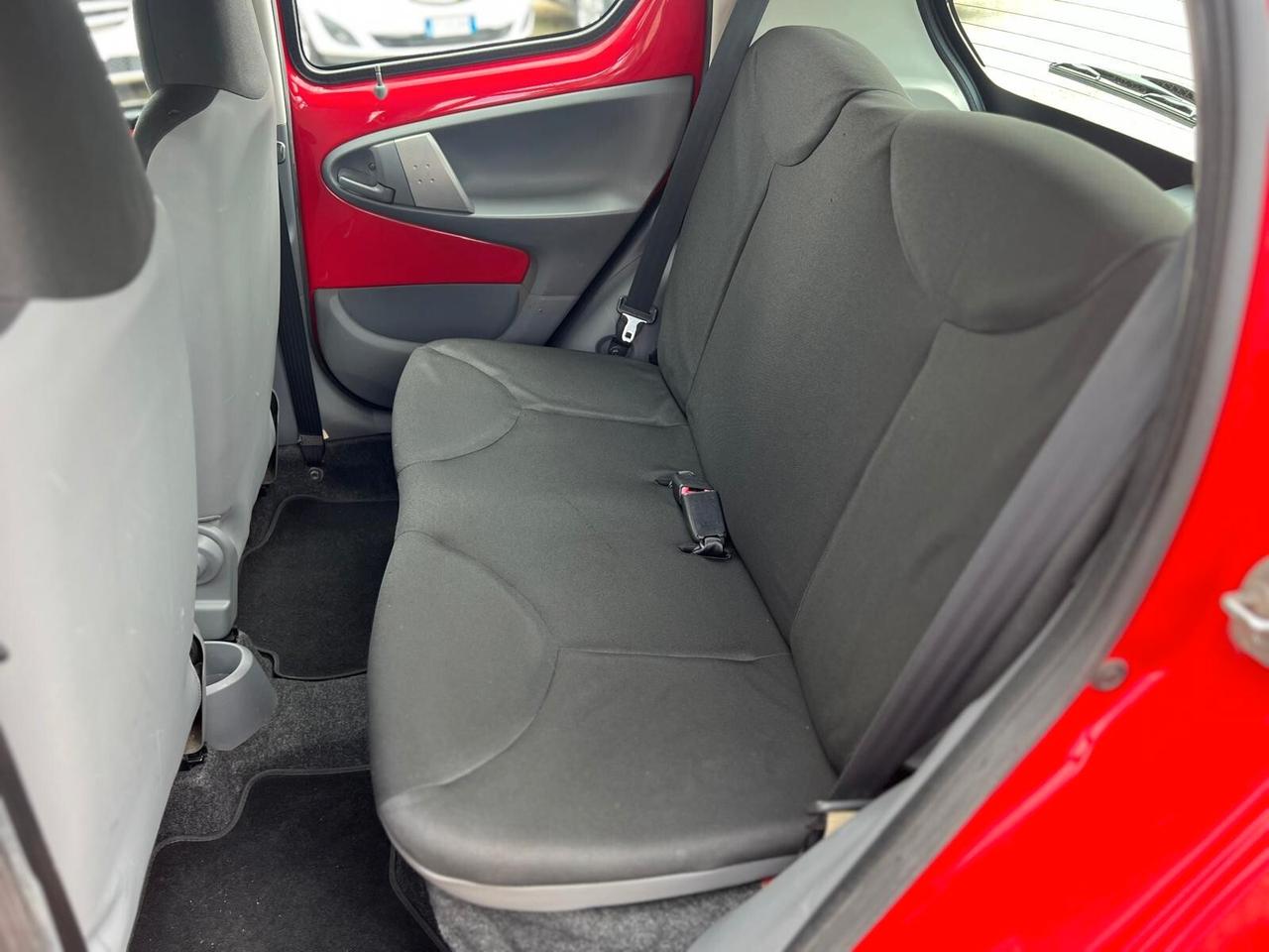 Toyota Aygo 1.0 12V VVT-i 5 porte Now