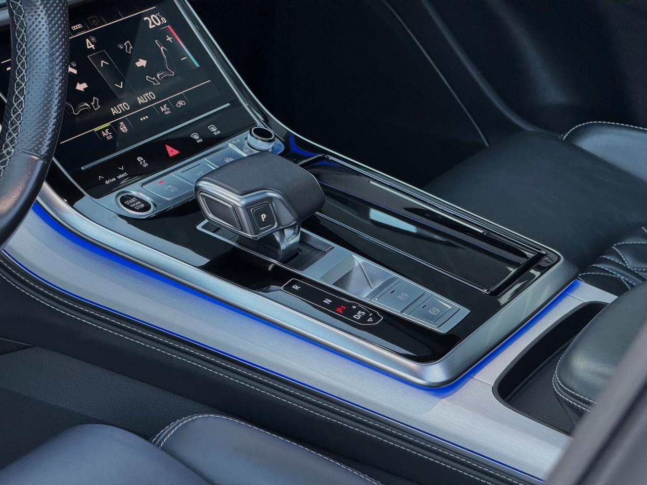 Audi Q8 50 TDI Quattro 286CV CARBONIO TETTO