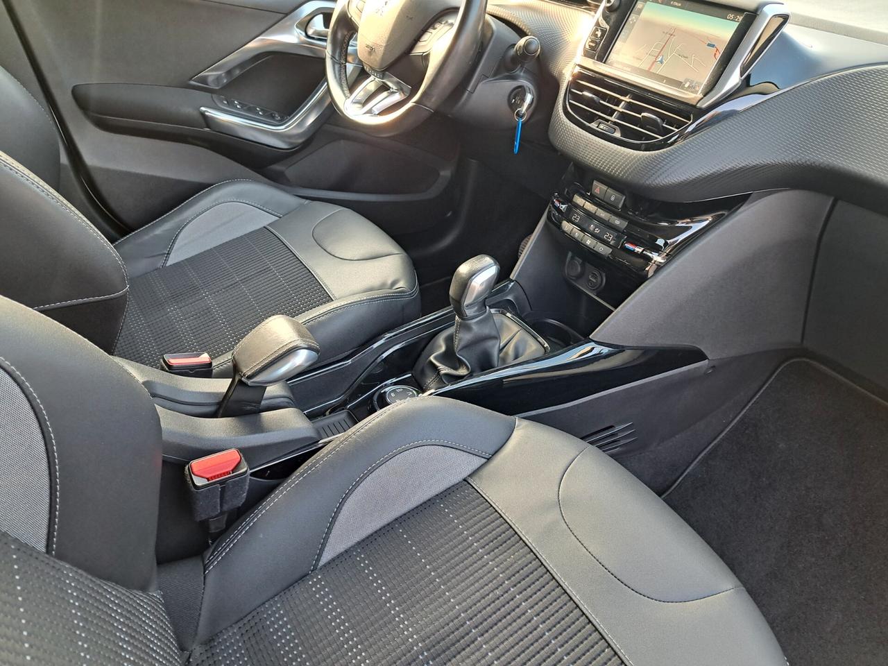 Peugeot 2008 1.6 e-HDi 92 CV Stop&Start Allure