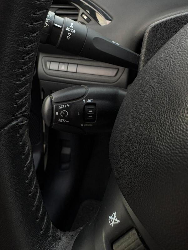 PEUGEOT 208 1.6 DIESEL 75 CV ADATTA NEOPATENTATI