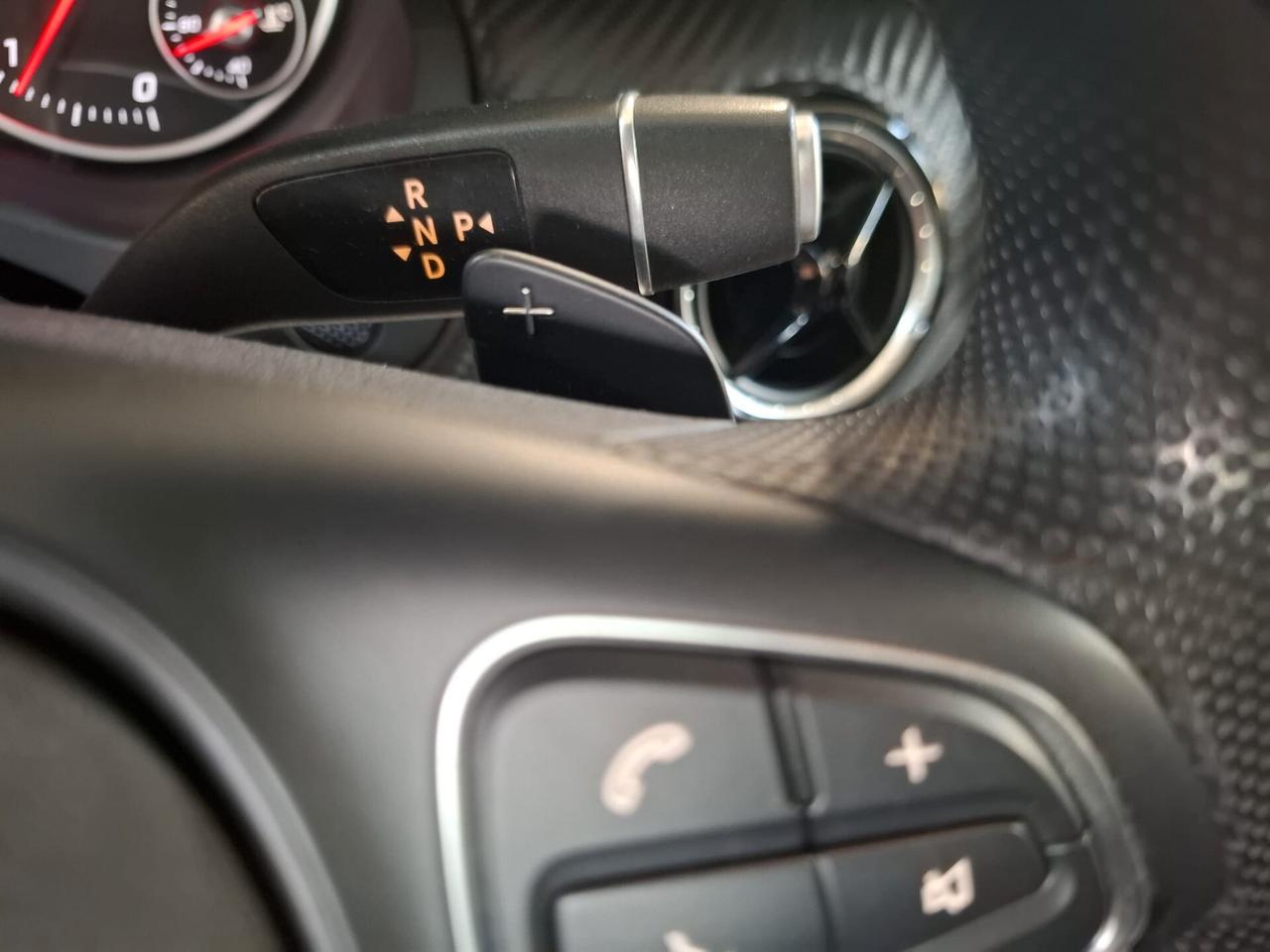 Mercedes-benz GLA 180 d Automatic Premium full optional