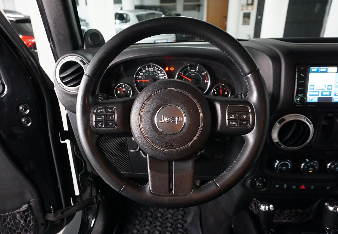Jeep Wrangler 2.8 CRD DPF Sahara Auto