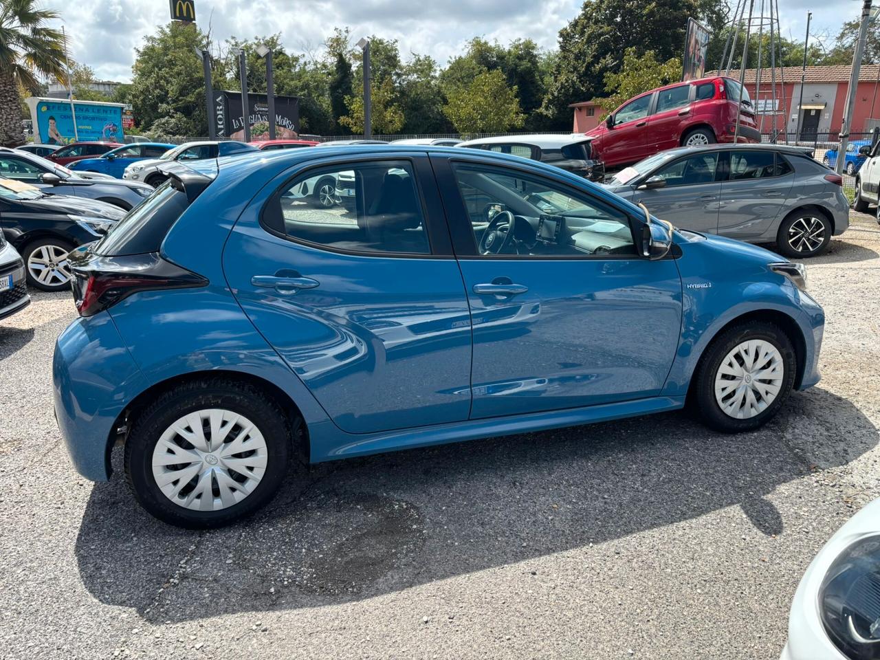 Toyota Yaris 1.5 Hybrid 5 porte Business