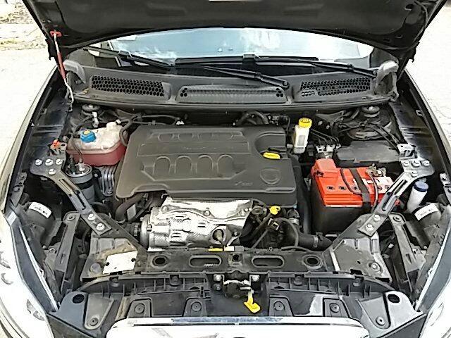 Lancia Delta 1.6 MJT 105CV Silver