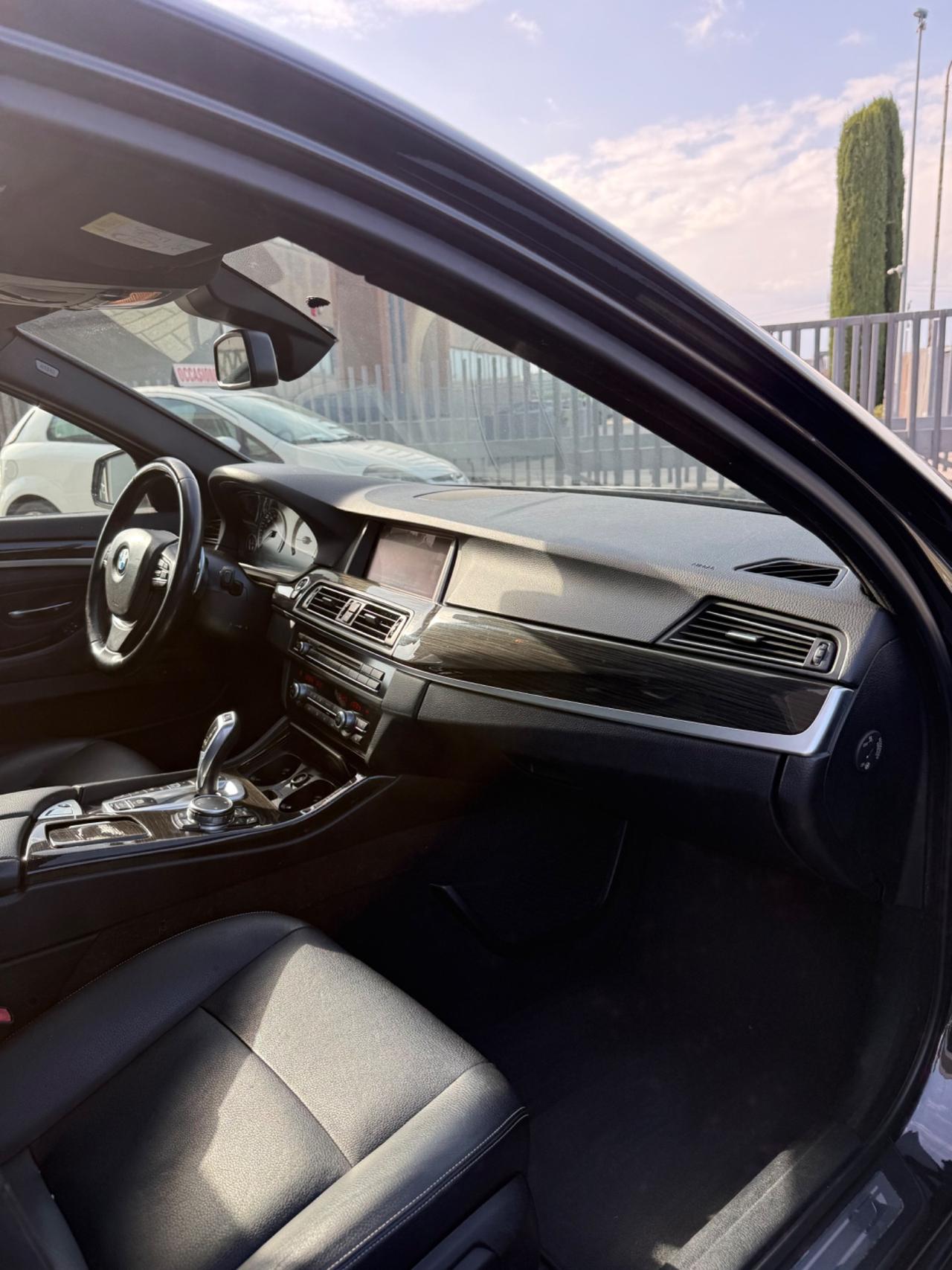 Bmw 520 520d xDrive Luxury