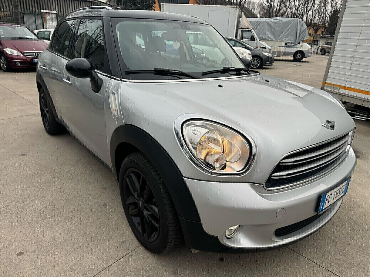 Mini Cooper Countryman 2.0 D Automatica