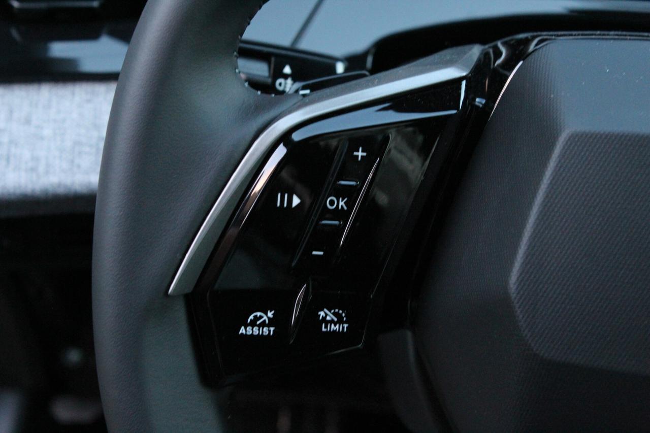 Peugeot 3008 Hybrid 145 e-DCS6 Allure