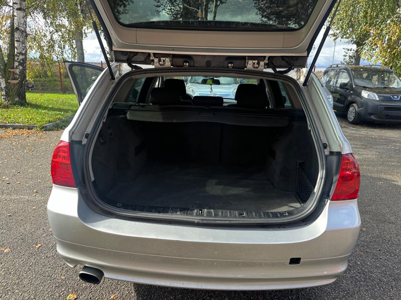 Bmw 320 320d cat Touring Attiva