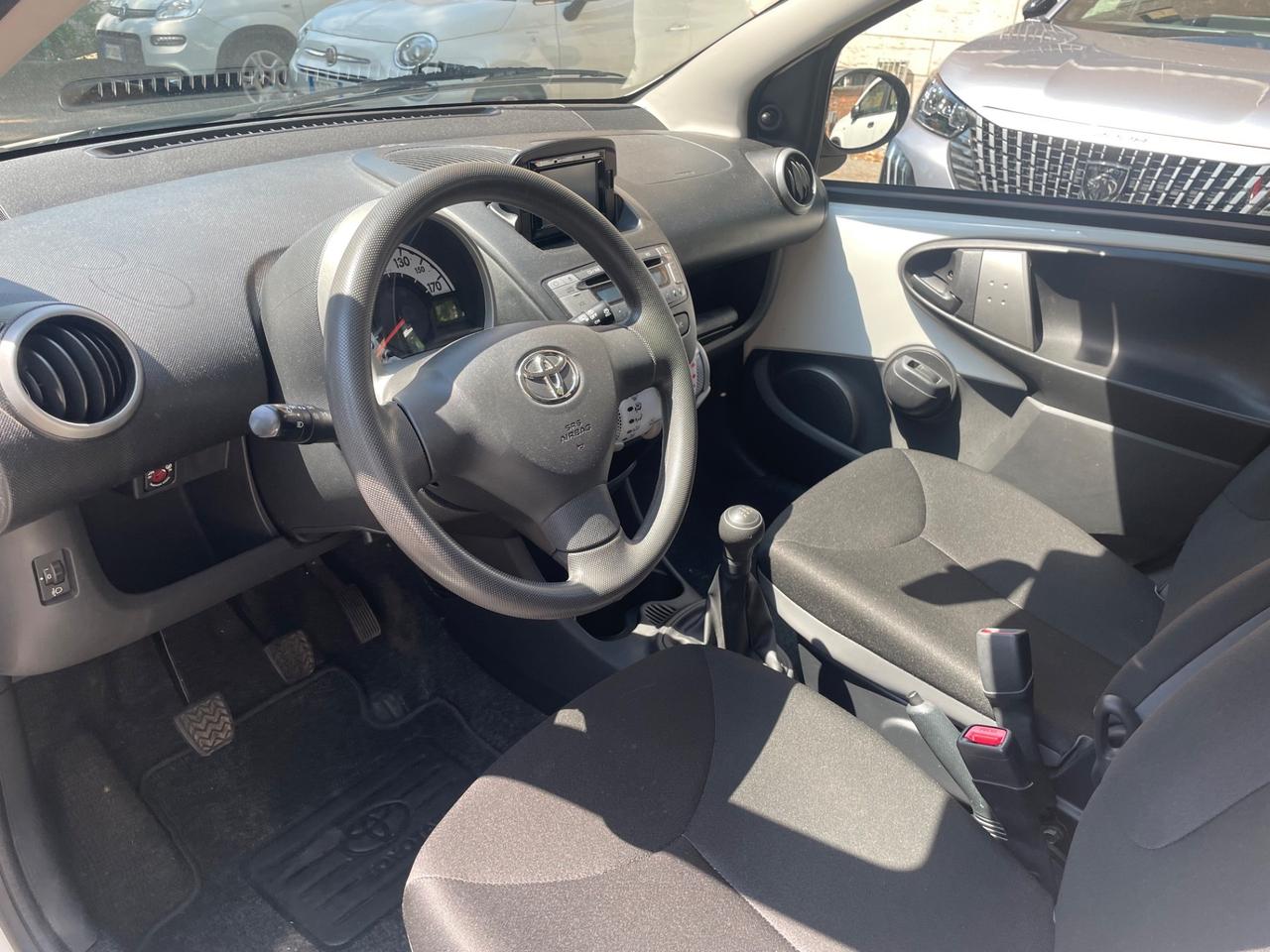 Toyota Aygo 1.0 12V VVT-i 5 porte Lounge Connect