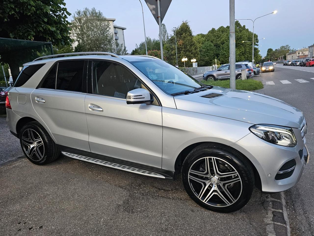 Mercedes-benz GLE 250d 204cv 4Matic Sport*Pelle*Navi*20*Pedane*