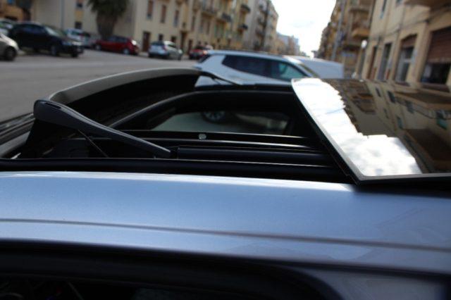 VOLKSWAGEN Taigo 1.0 TSI 115 CV R-Line-KM0 TETTO APRIBILE