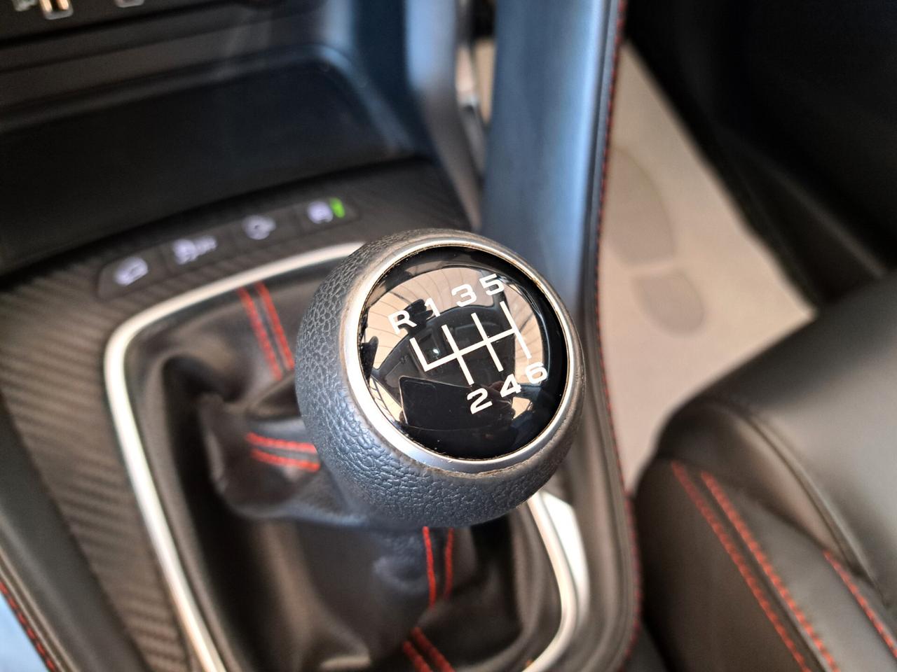 MG ZS 1.0 T-GDI Luxury 82