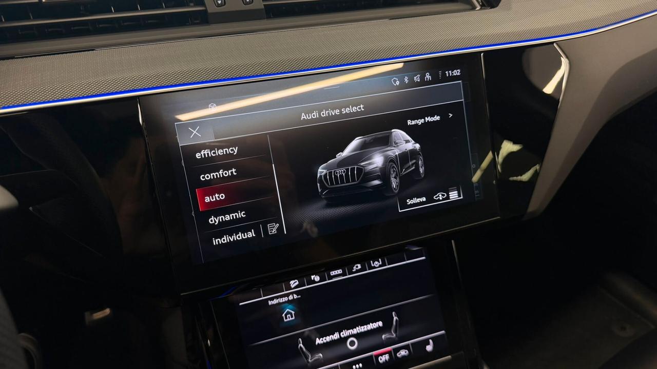 Audi Q8 e-tron SPB 55 quattro S line edition