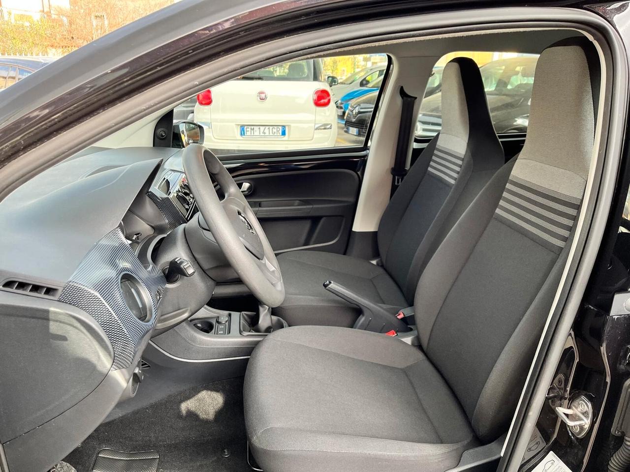 Volkswagen up! 1.0 5p. move up!