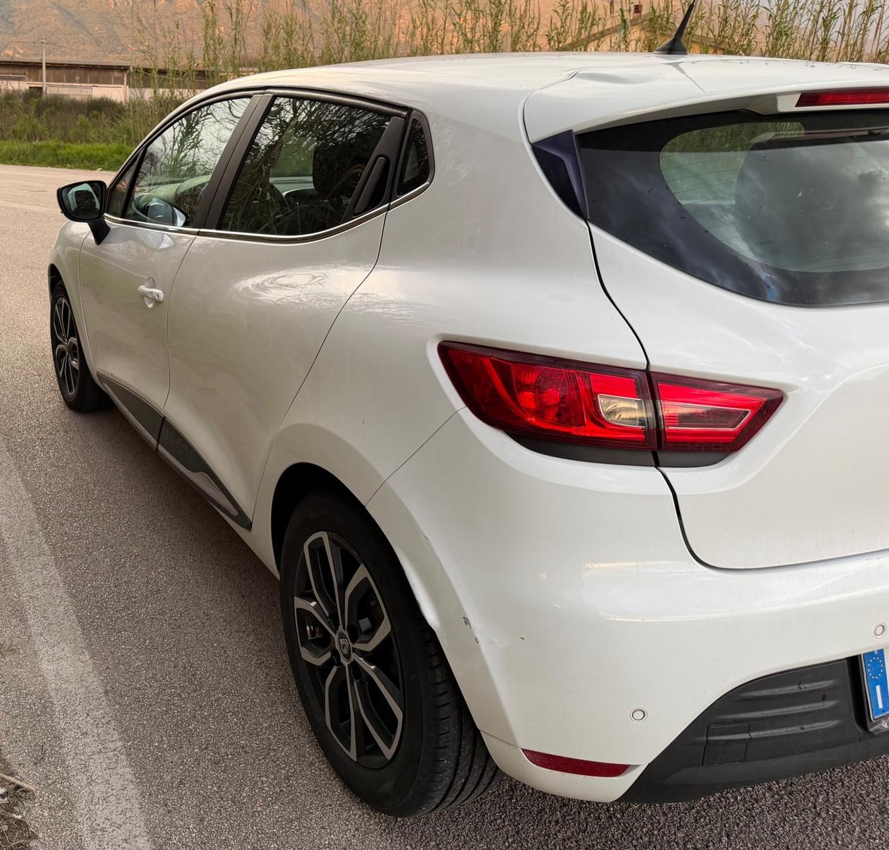 Renault Clio dCi 8V 90CV Start&Stop 5 porte Energy Intens