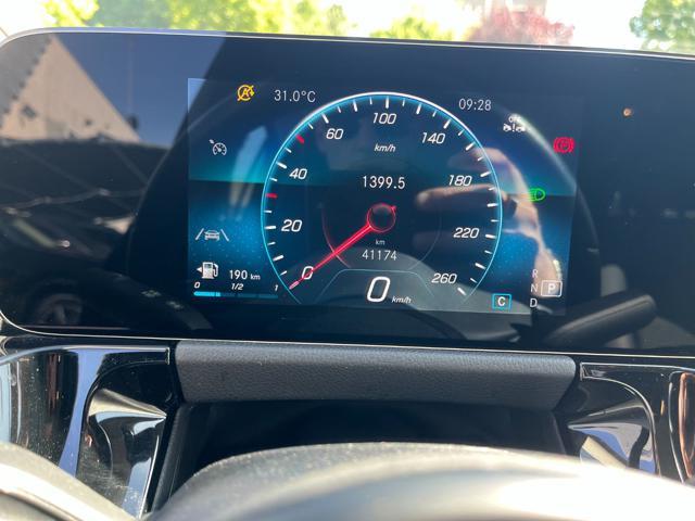 MERCEDES-BENZ GLA 180 d Automatic Business Da Vetrina!