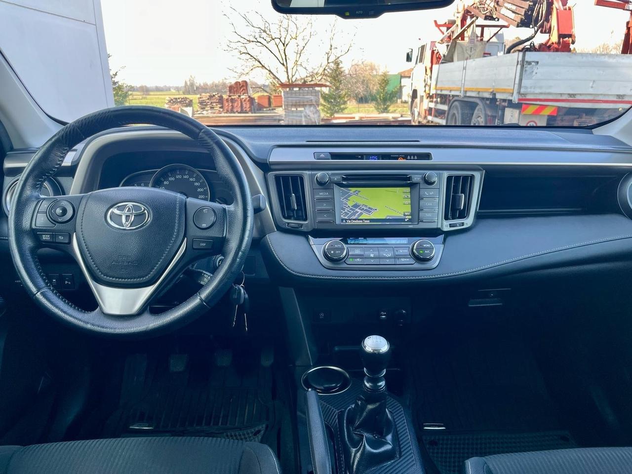 ToyotaRAV4 2.0D-4D 2015 109.000km perfetta