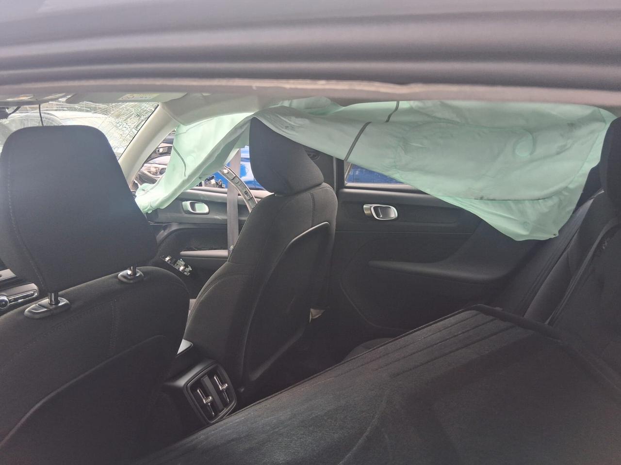Volvo XC40 B3 automatico Core