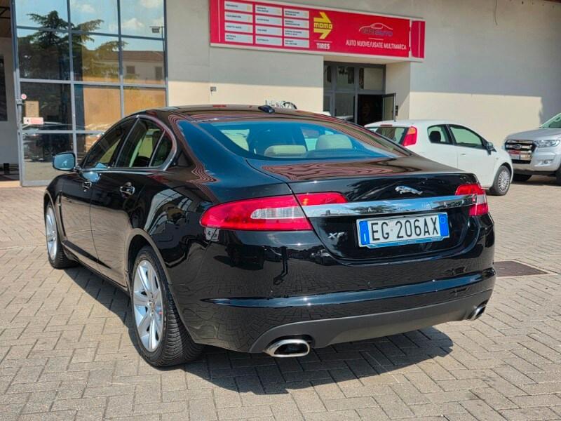 JAGUAR XF 1ª serie (X250) XF 3.0 D V6 Premium...