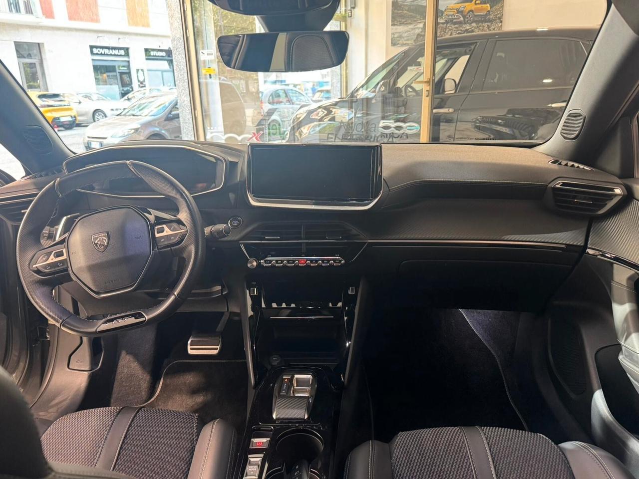 Peugeot 2008 Hybrid 136 e-DCS6 GT