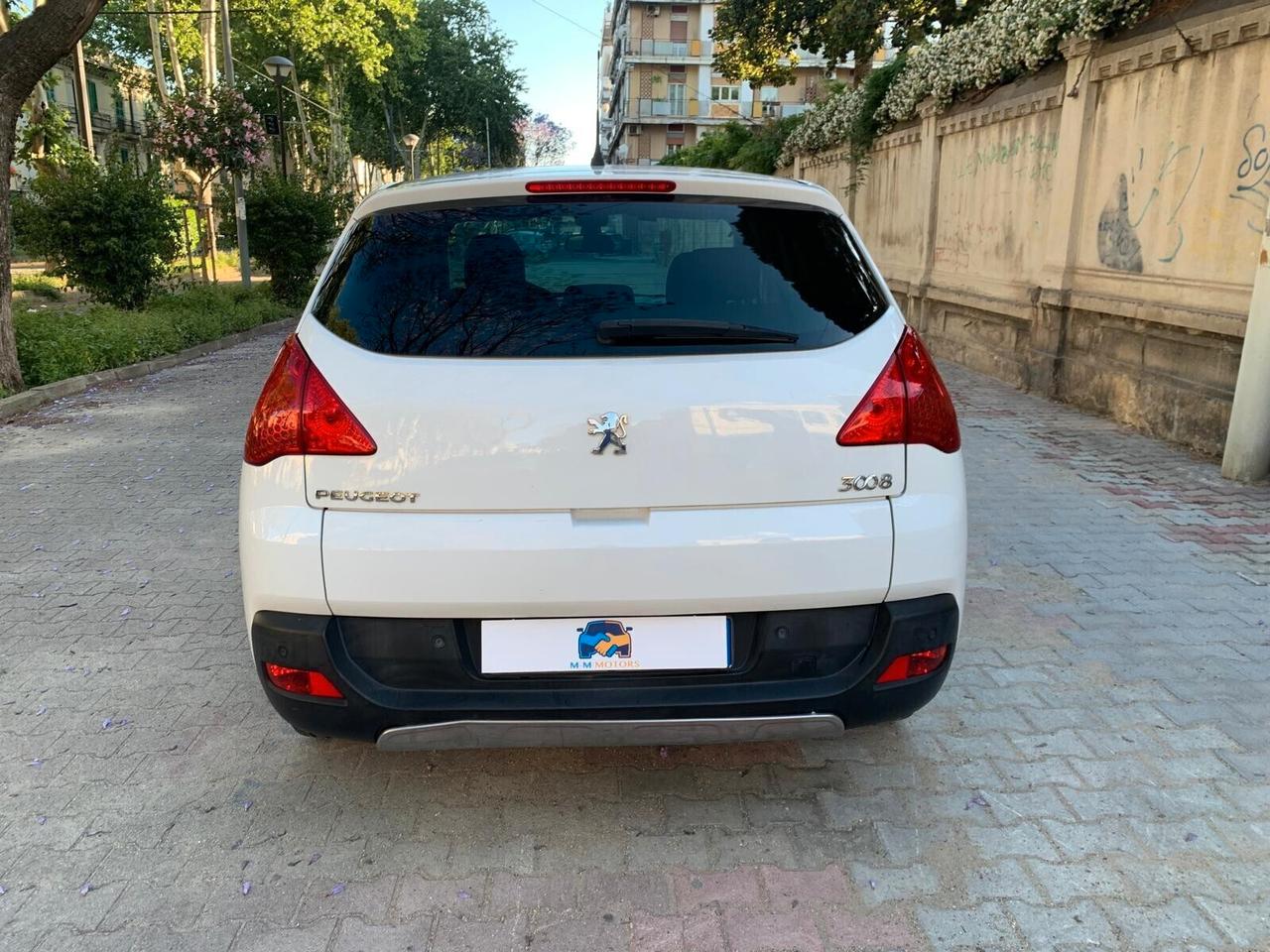 Peugeot 3008 1.6 HDi 115CV STILE