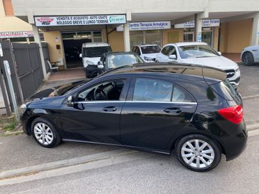 Mercedes-benz A 180 automatico ok neopatentati