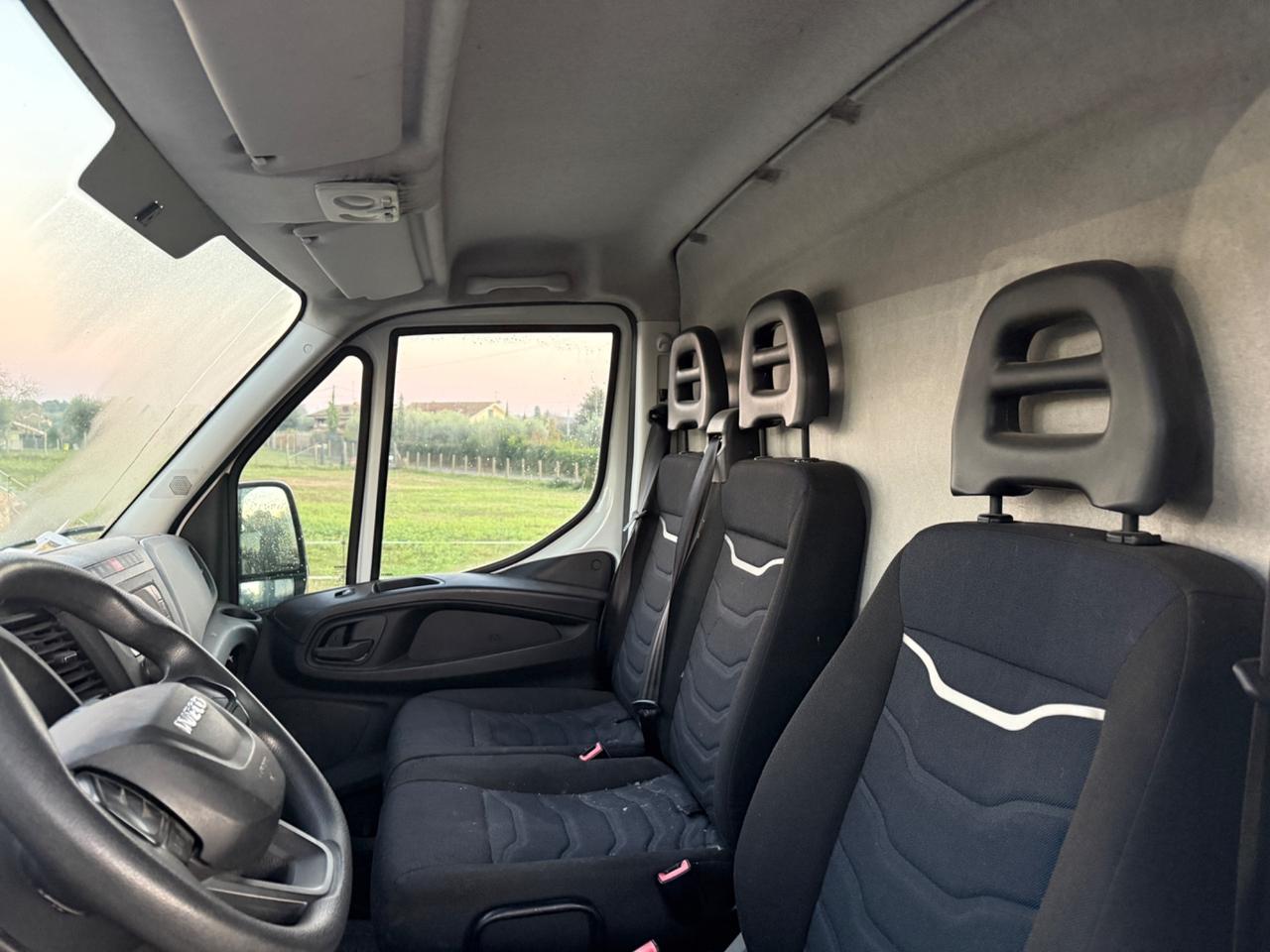 Iveco Daily 33S12V 2.3 Furgone OTTIMO STATO