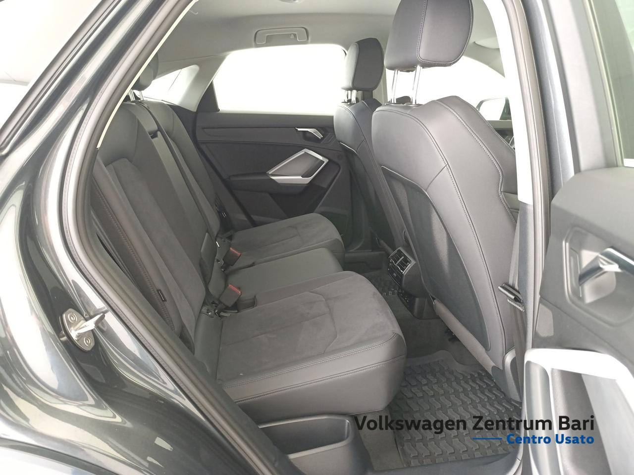 Audi Q3 sportback 35 2.0 tdi s line edition s-tronic