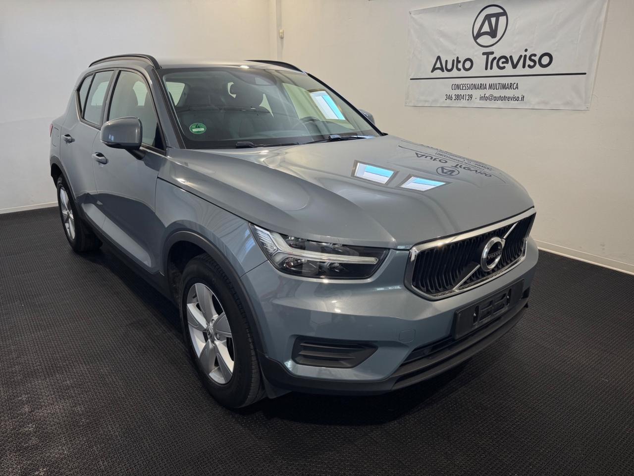 Volvo XC40 D3 Momentum Core