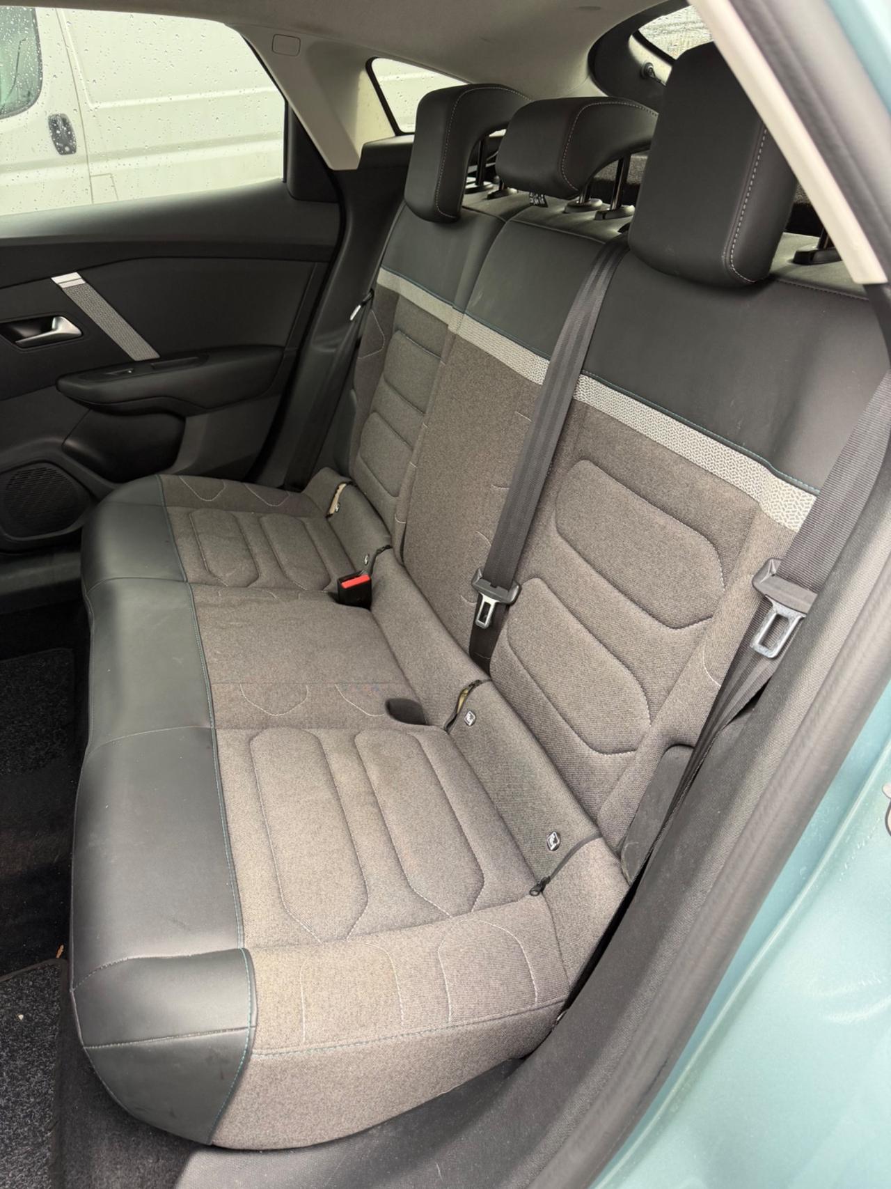 Citroen C4 PureTech 130 S&S Shine