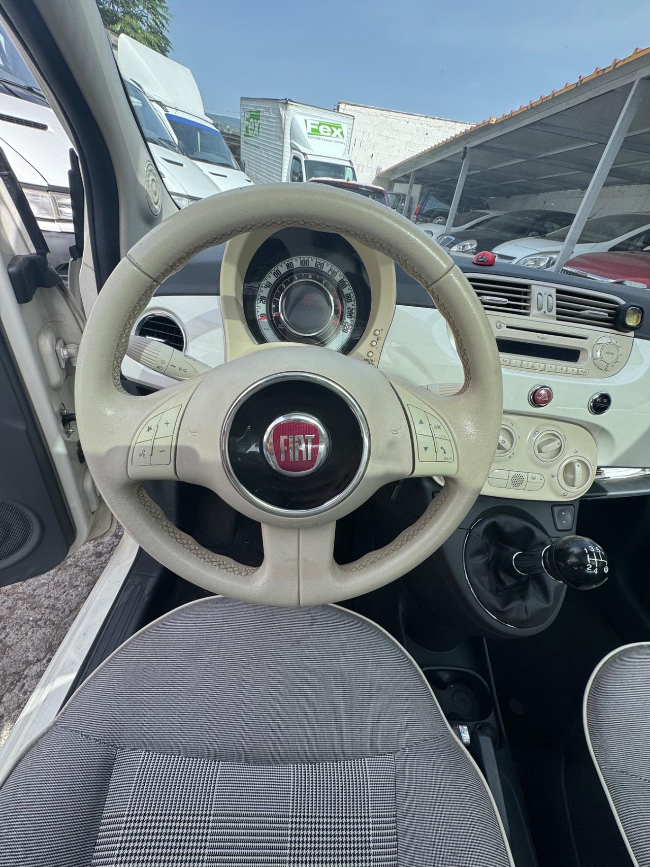 Fiat 500 1.2 Lounge anno 2010