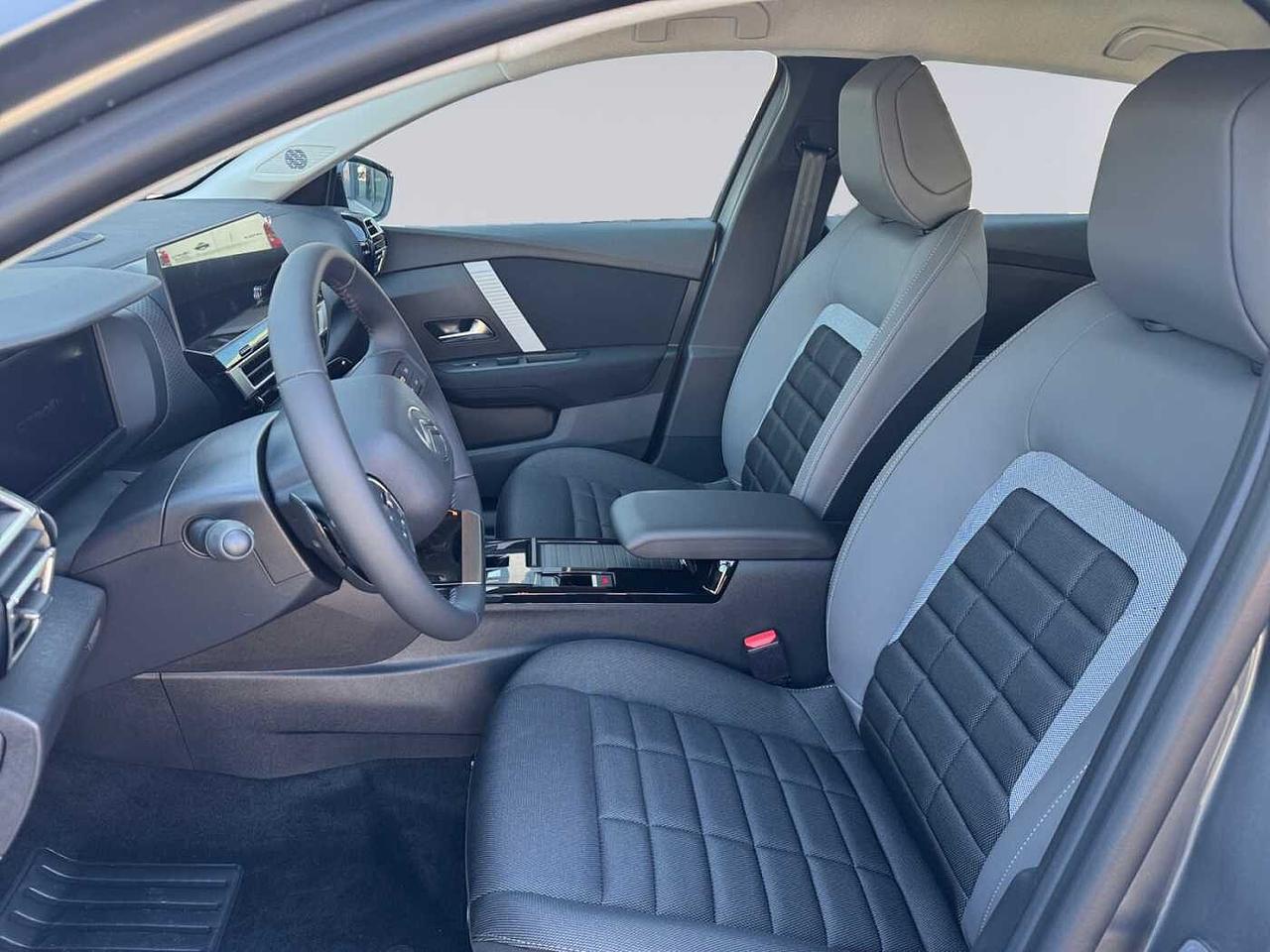 Citroen C4 1.2 PureTech 130 CV EAT8 PLUS