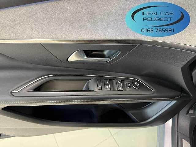 Peugeot 3008 Hybrid4 300 e-EAT8 GT Pack
