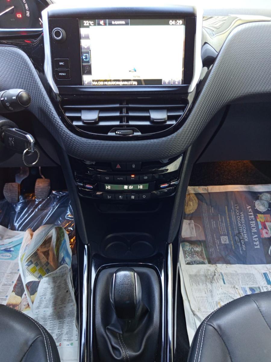 PEUGEOT 2008 1.6 e-HDi 92 CV Allure UNICO PROP.