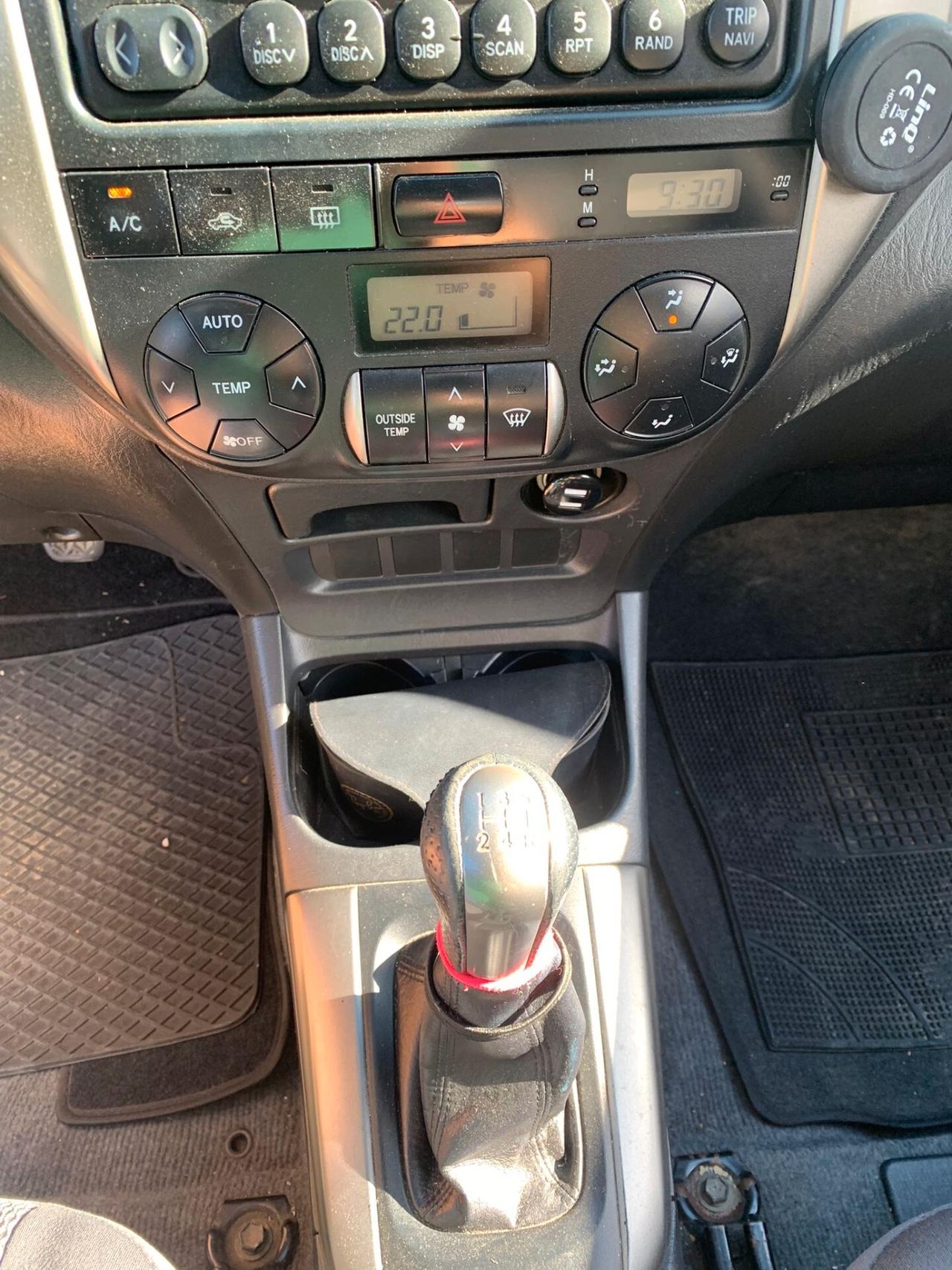 Toyota RAV 4 RAV4 2.0 Tdi D-4D cat 3 porte Sol