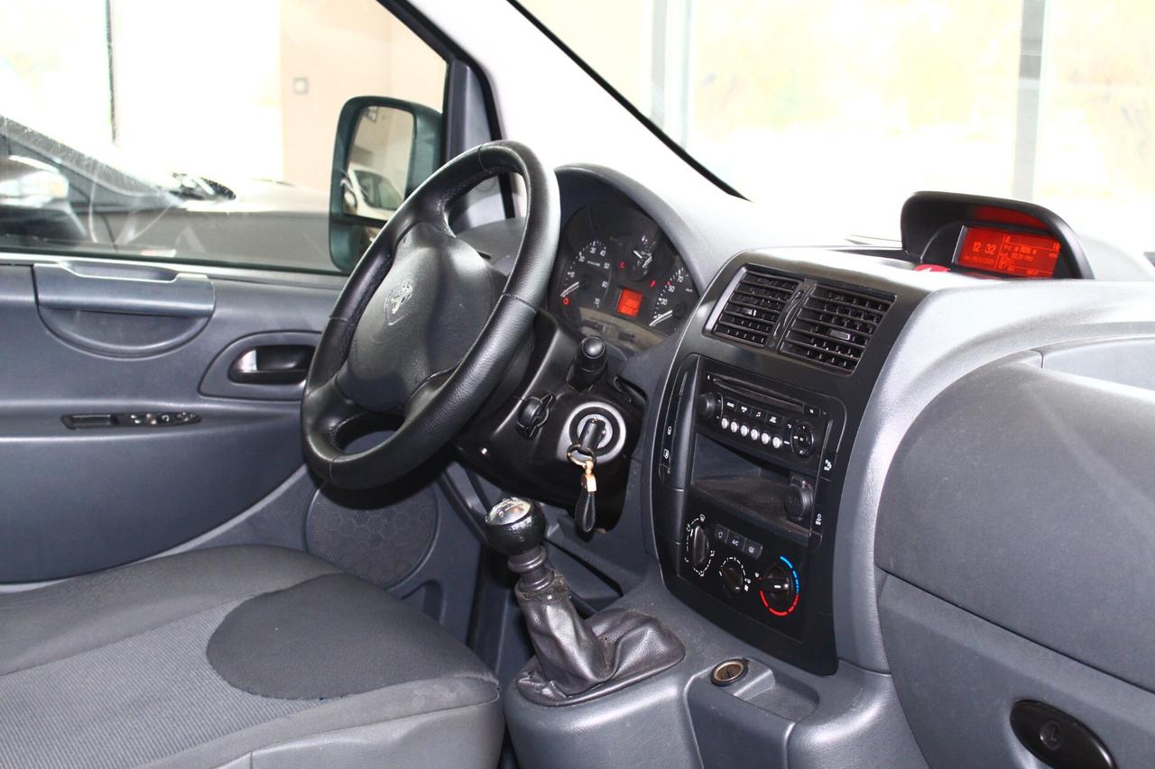 Peugeot Expert 2.0 HDi 125CV FAP PC-TN 10Q FURGONE