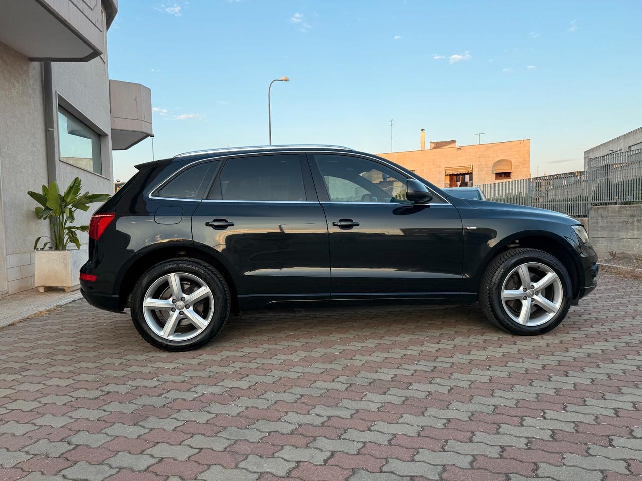 Q5 3.0 V6 TDI quattro quattro S tronic S-LINE Perfetta