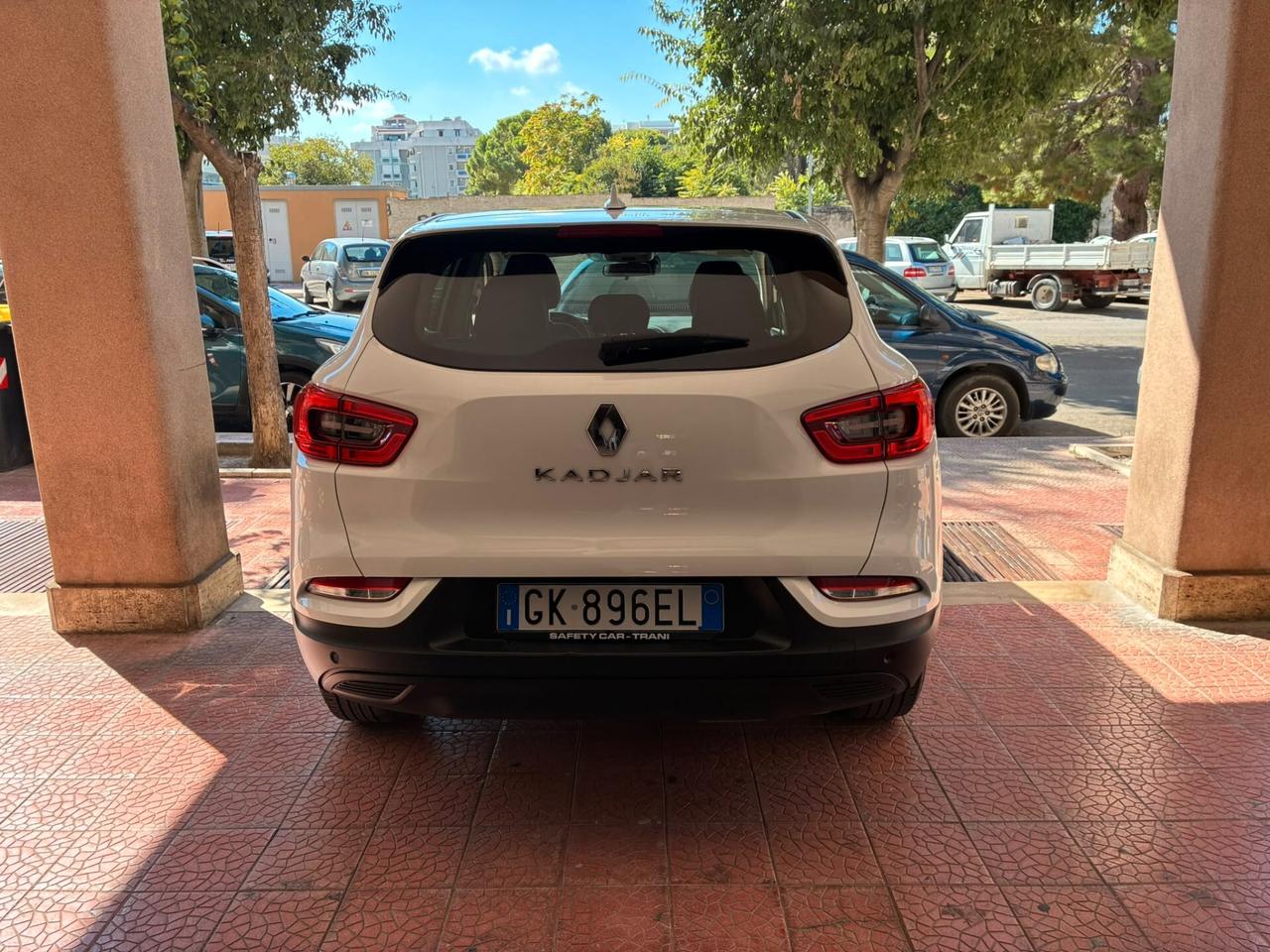 Renault Kadjar 1.5dCi 115CV navi retro-22