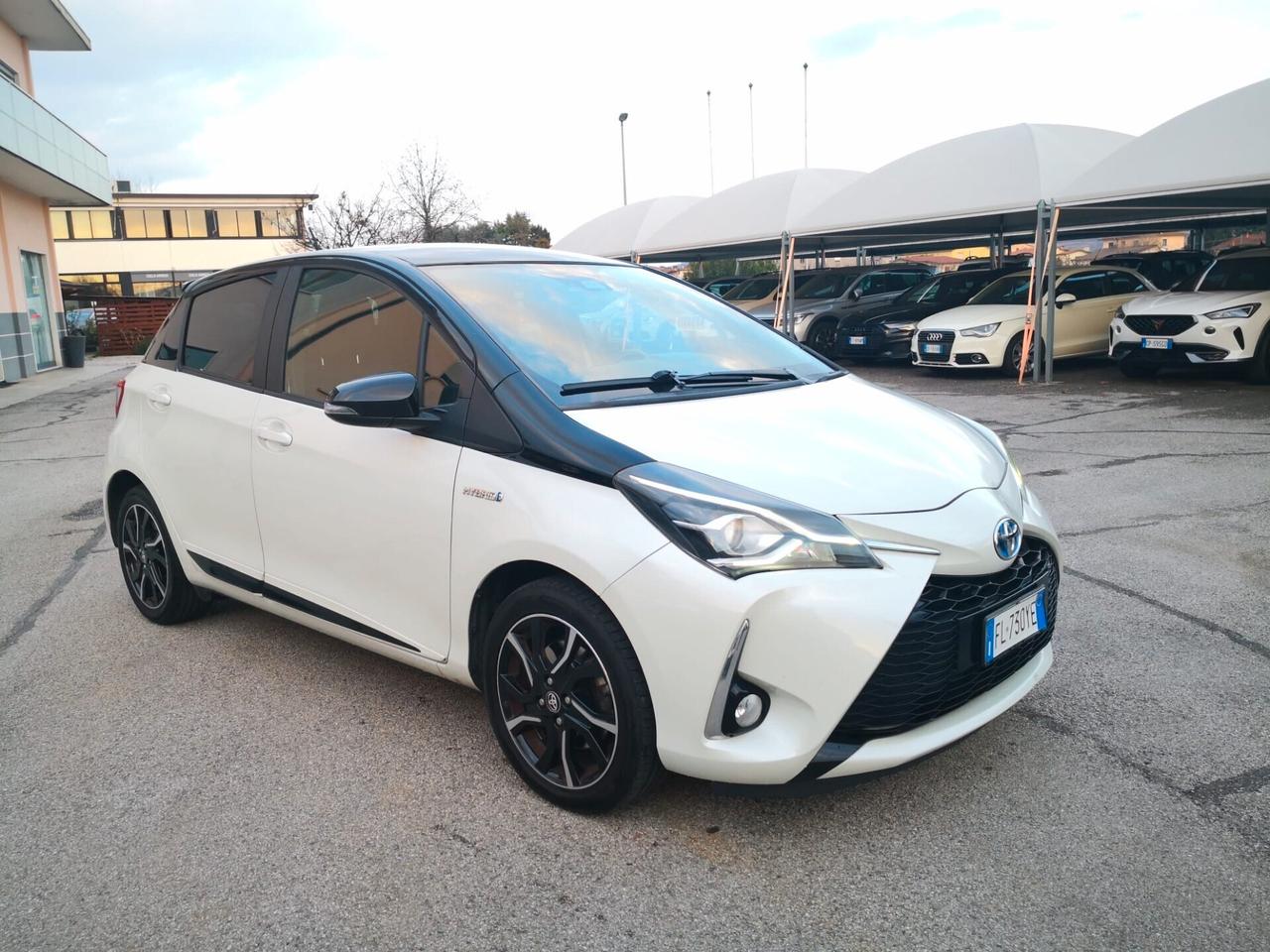 Toyota Yaris 1.5 Hybrid 5 porte Trend "White Edition" Automatic