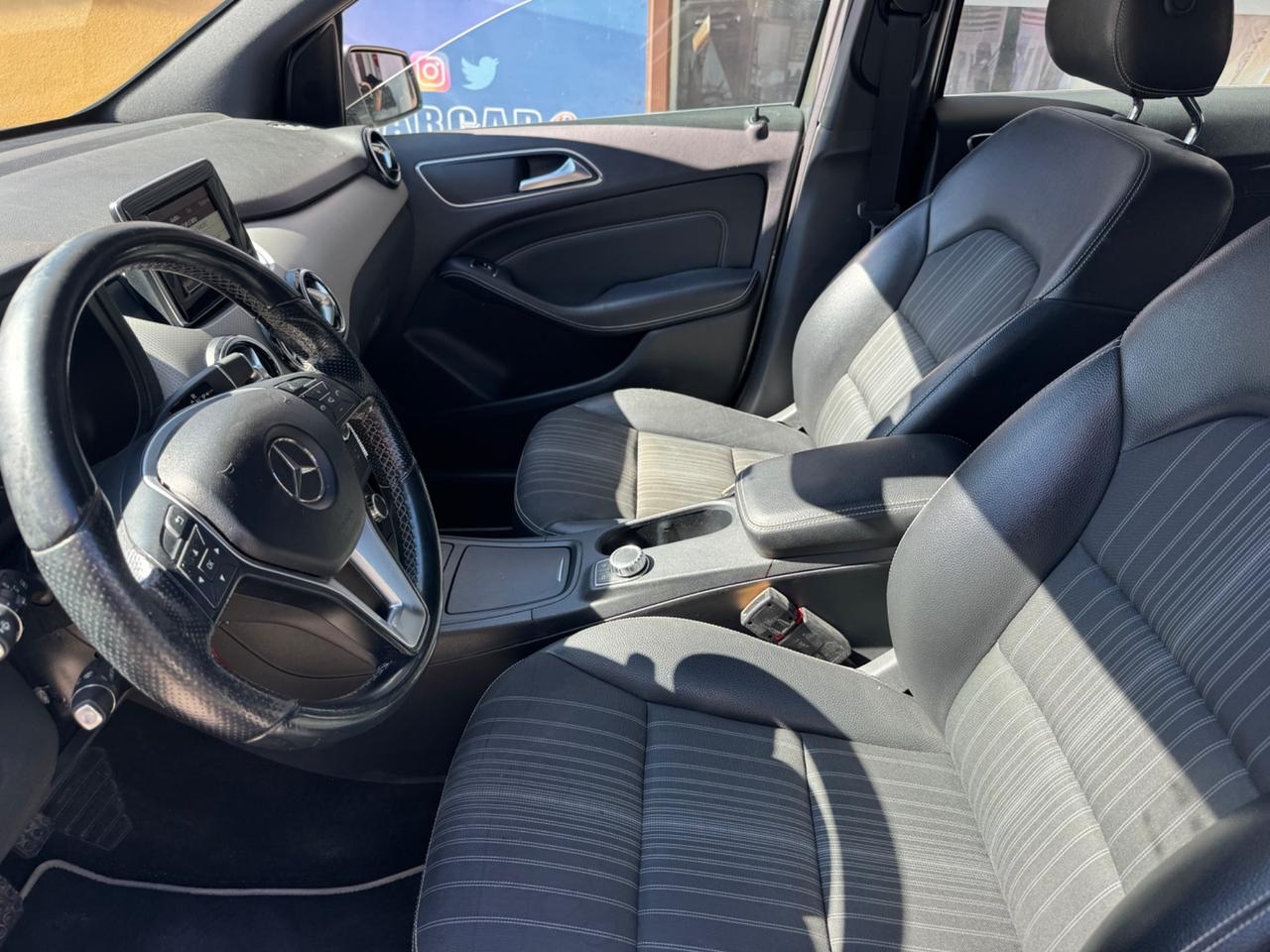 Mercedes-benz B 180 220 CDI Automatic Premium