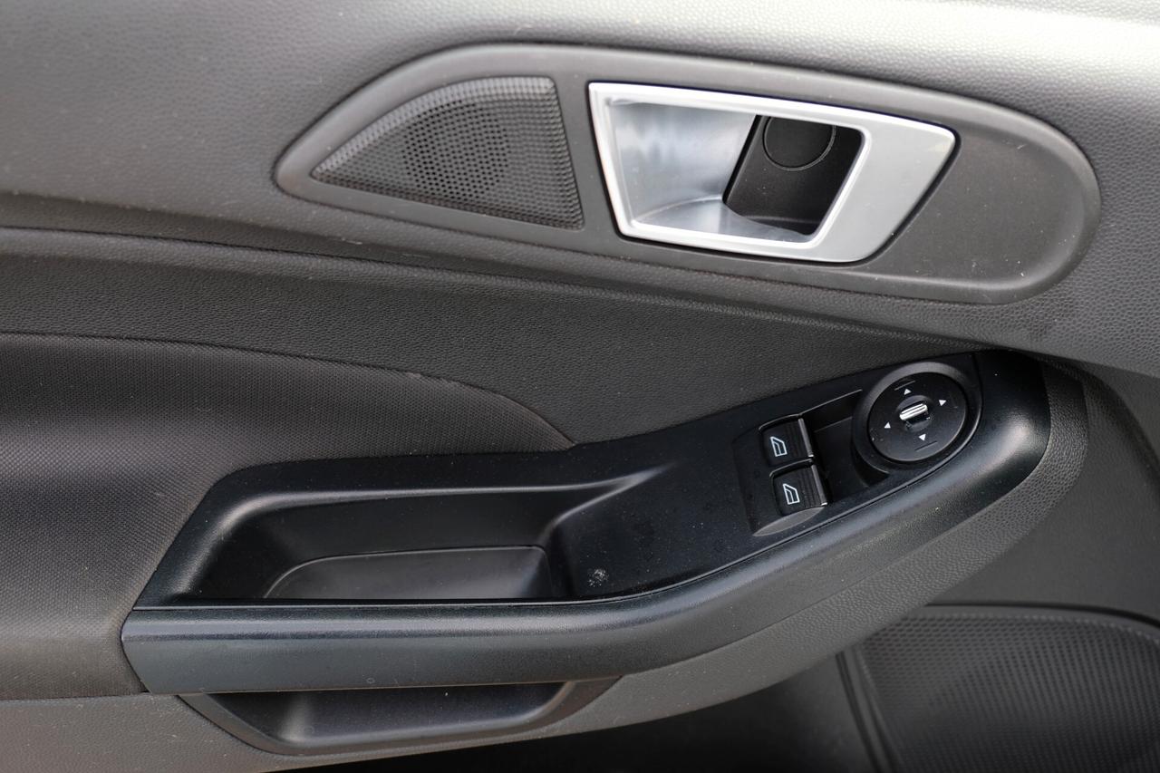 Ford Fiesta 1.5 TDCi 75CV 5 porte