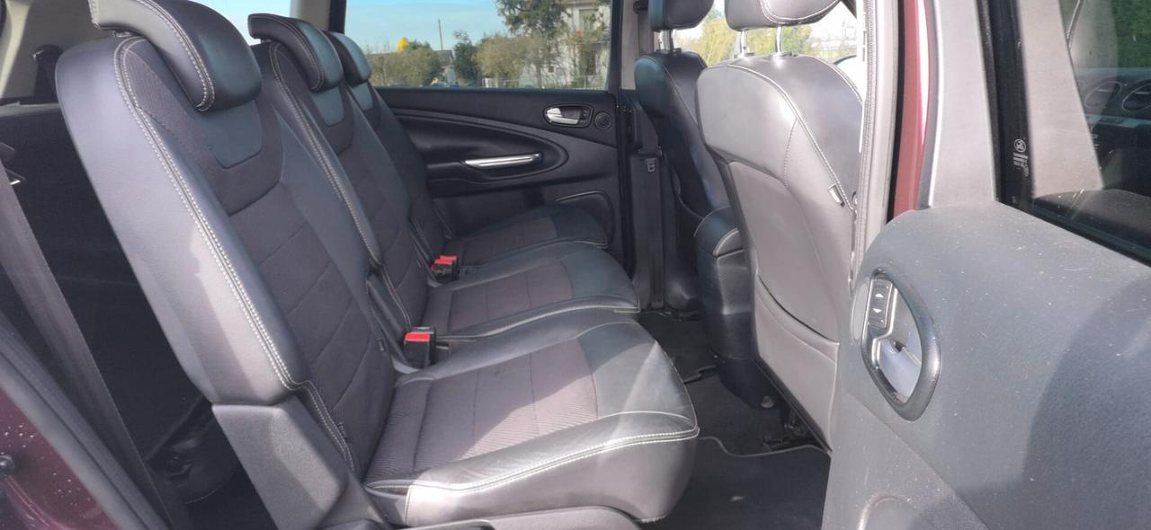 Ford S-Max 2.0 TDCi 163CV Titanium DPF 7 posti