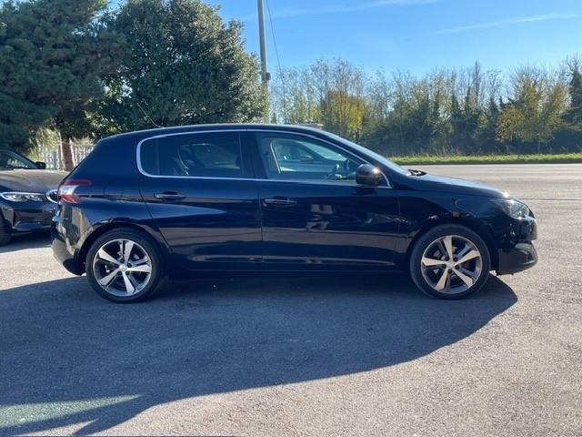 Peugeot 308 BlueHDi 120 S&S Allure