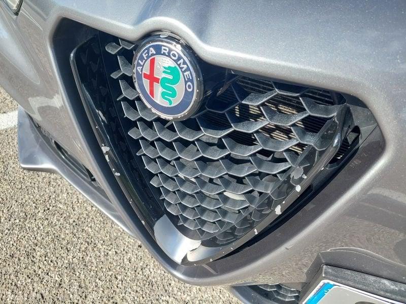 Alfa Romeo Stelvio 2.2 Turbo Diesel 160CV AT8 RWD Business