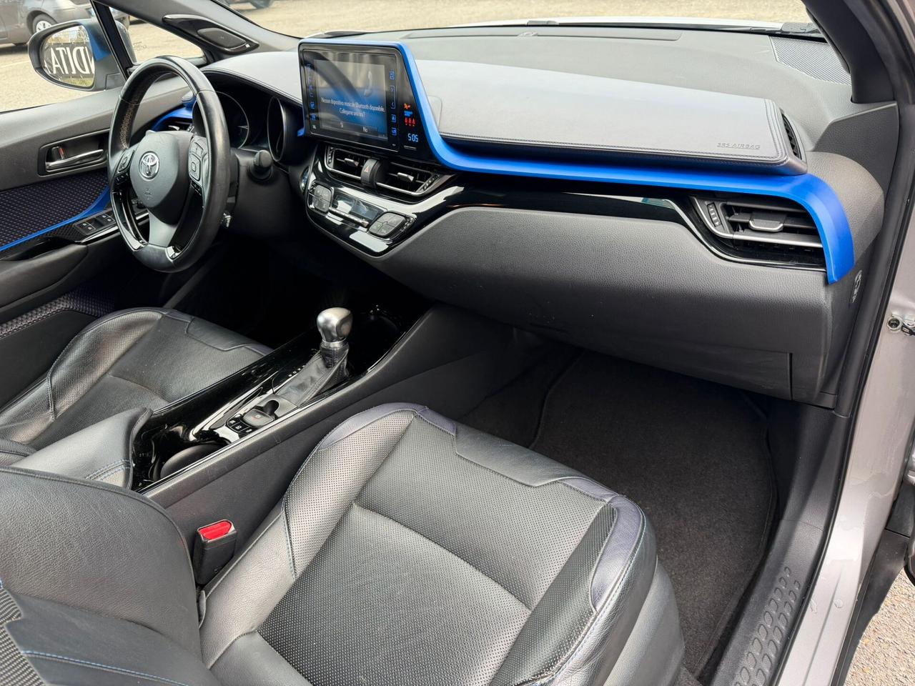 Toyota C-HR 1.8 Hybrid E-CVT Lounge