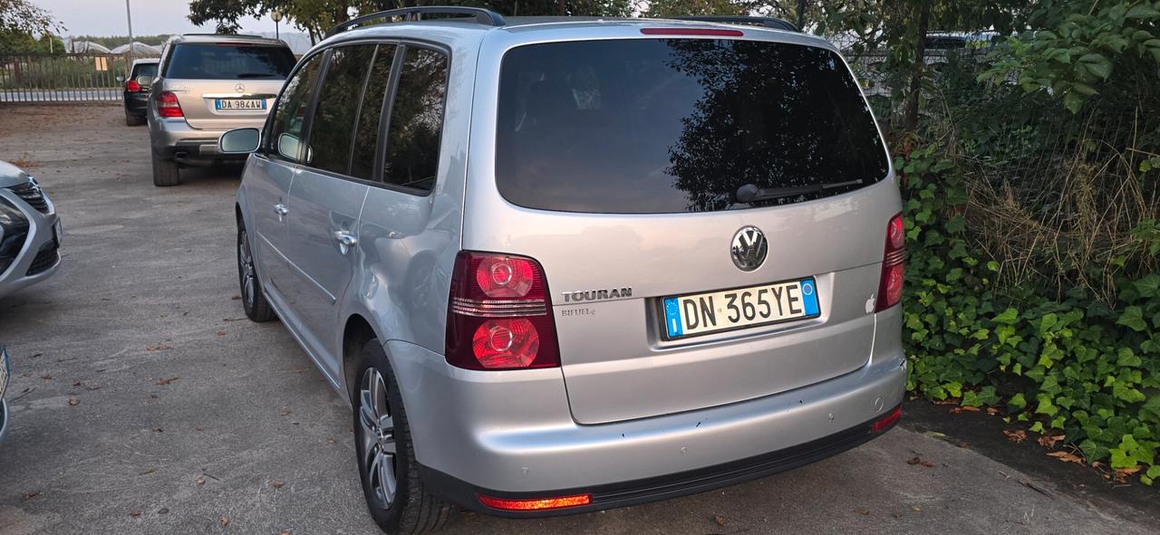 Volkswagen Touran 1.6 Trendline Bifuel G