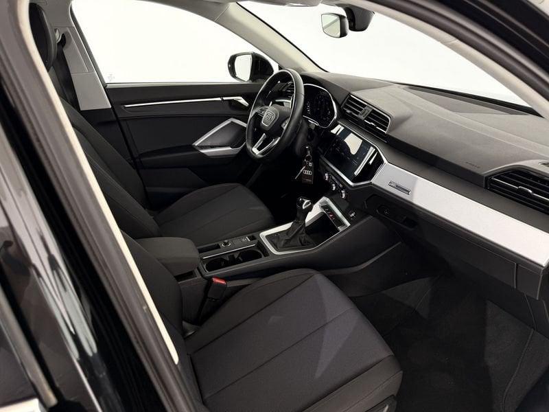Audi Q3 35 TDI S Tronic Business Advanced ** TETTO PANORAMICO **