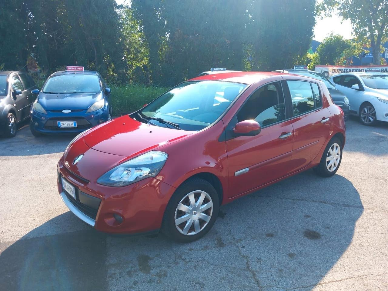Renault Clio 1.2 16V 5 porte Confort